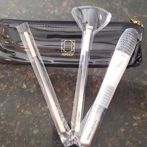 Nwt Hipdot brush set+ free π